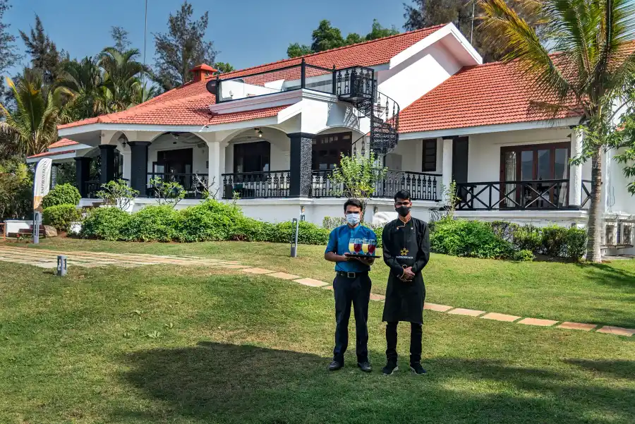SaffronStays Moira, Kamshet