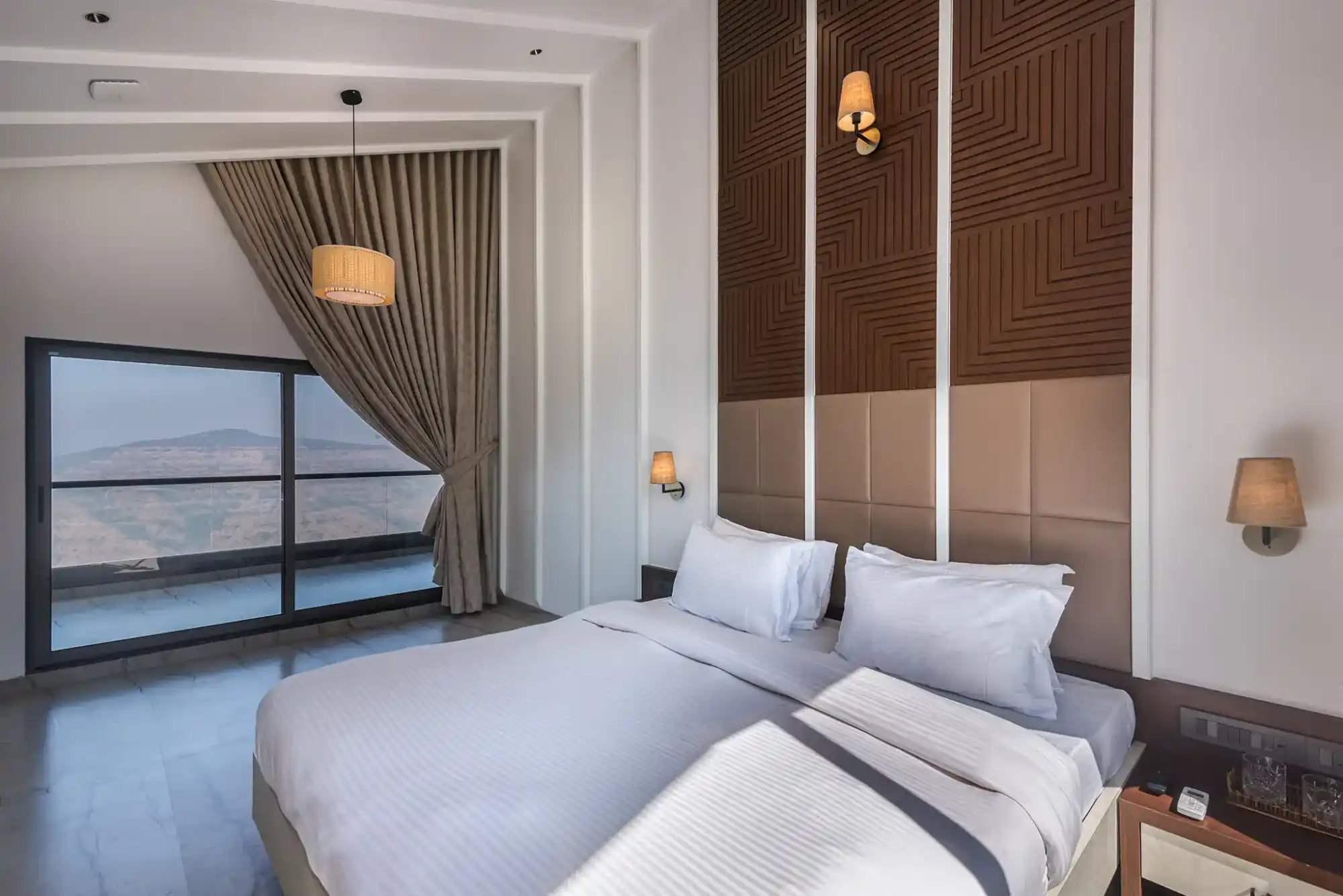 SaffronStays Mountain Rizz, Panchgani