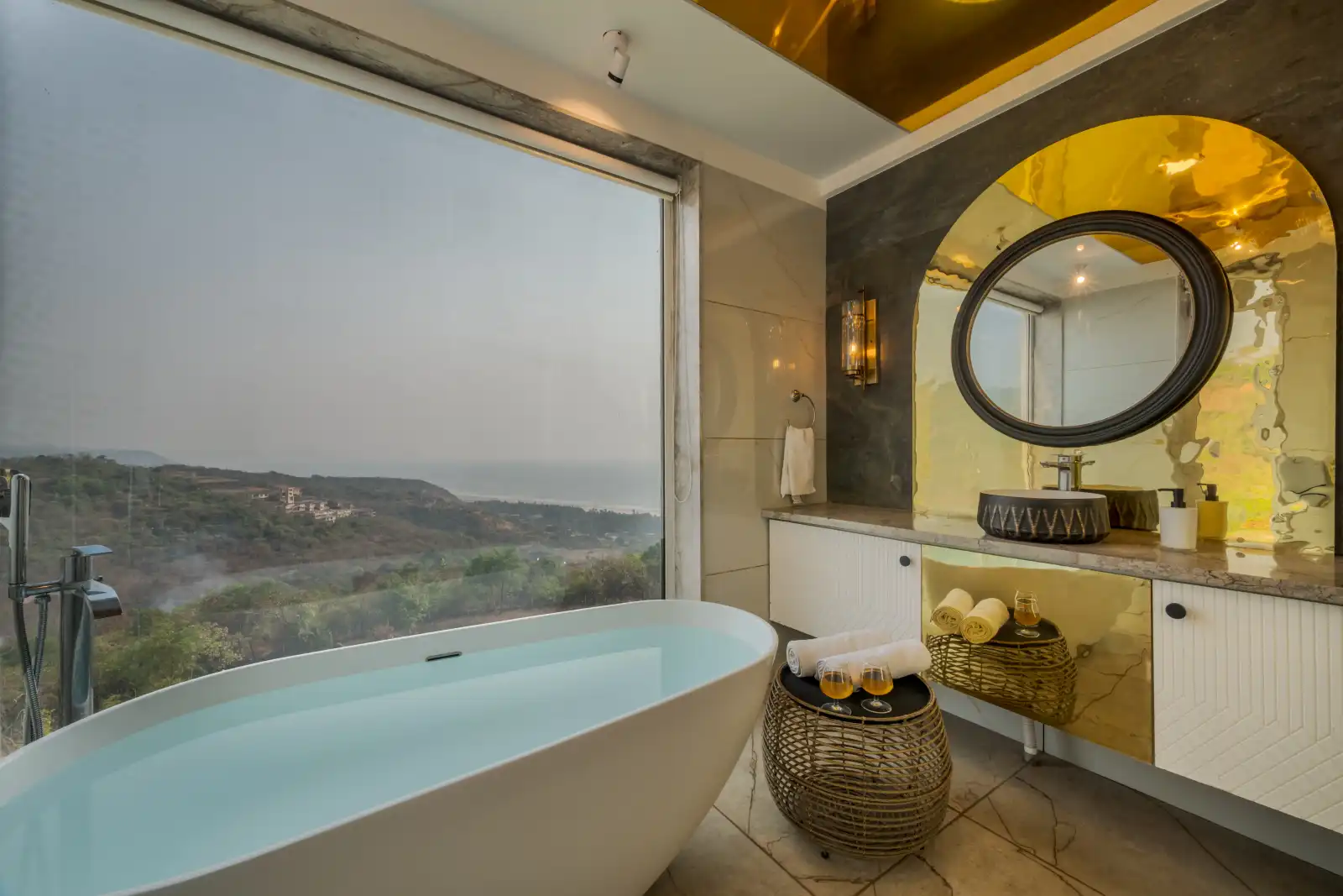 SaffronStays Nautica, Dapoli