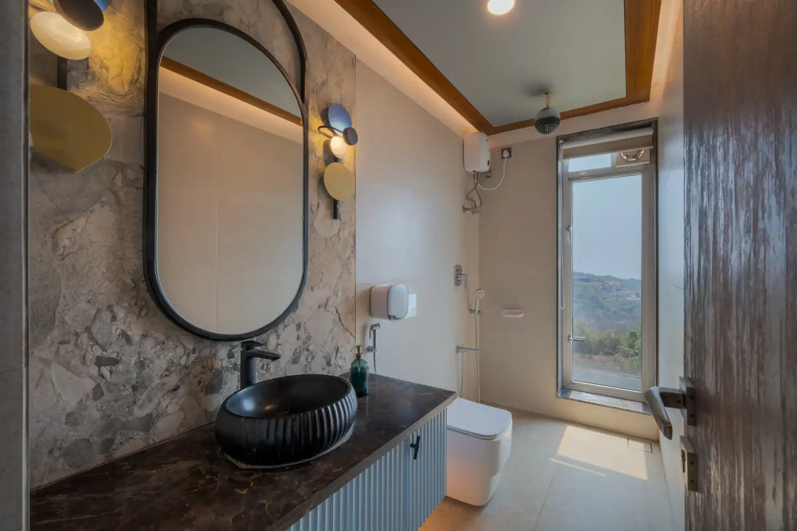 SaffronStays Nautica, Dapoli
