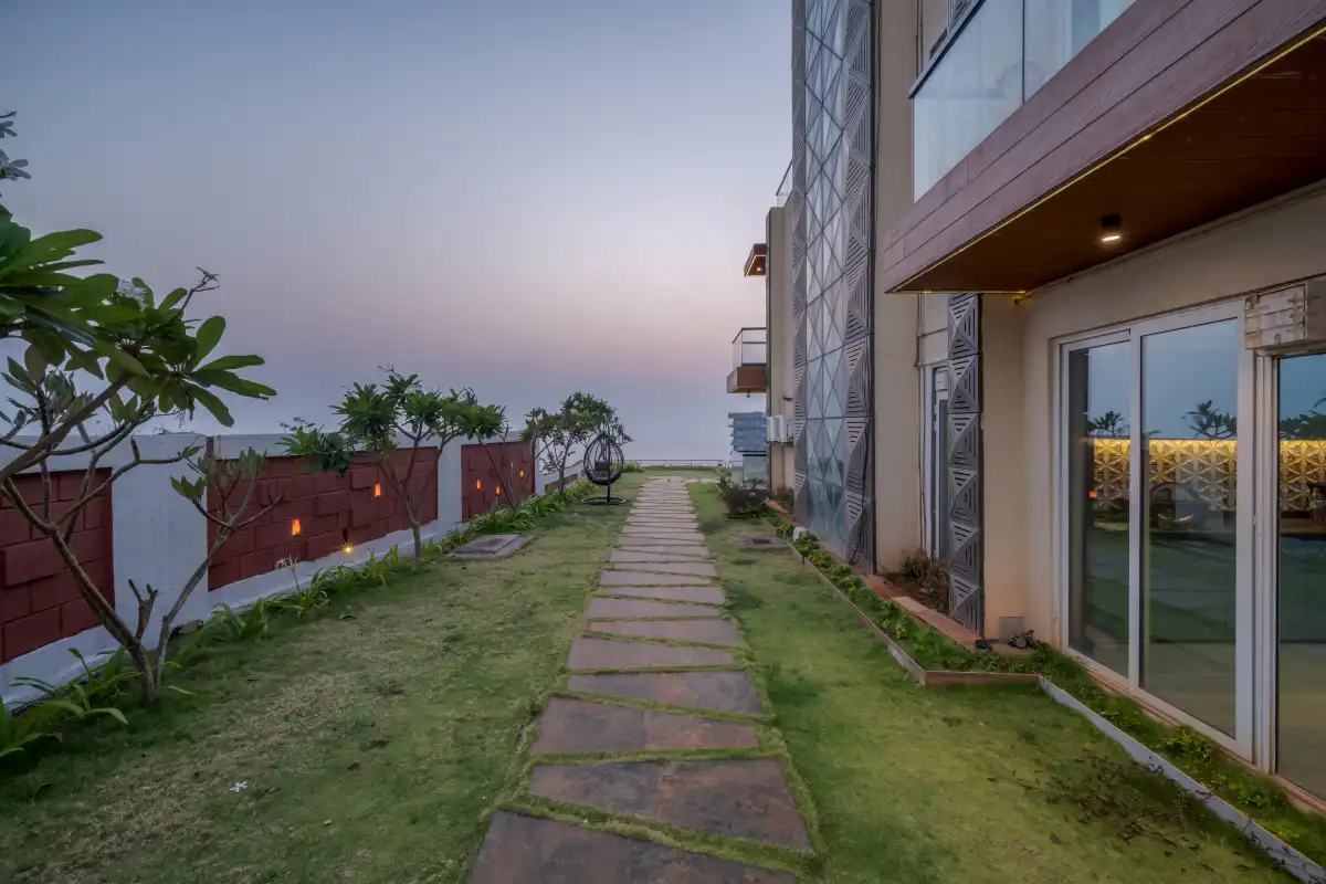 SaffronStays Nautica, Dapoli