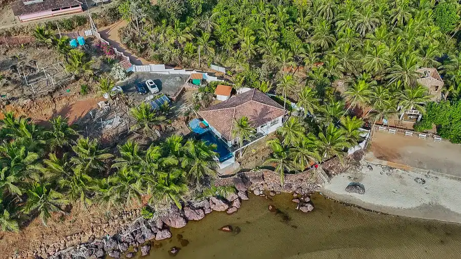 SaffronStays Neeraya, Vengurla