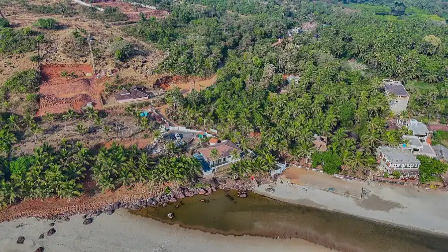 SaffronStays Neeraya, Vengurla