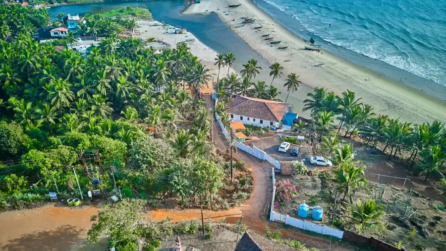 SaffronStays Neeraya, Vengurla