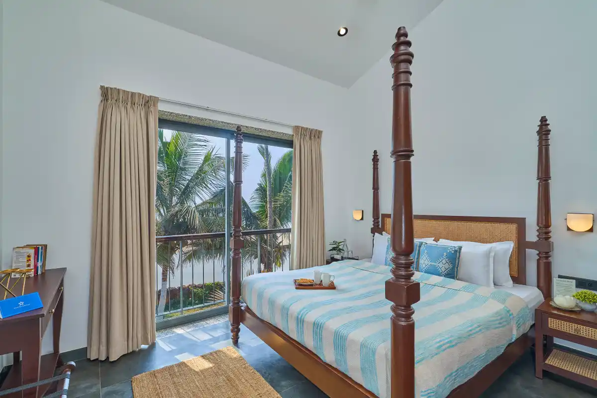 SaffronStays Neeraya, Vengurla