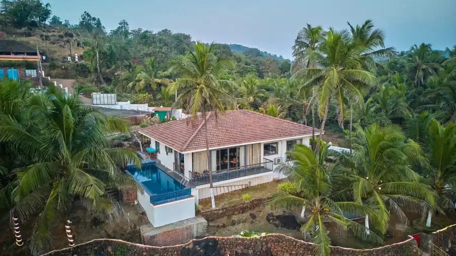 SaffronStays Neeraya, Vengurla