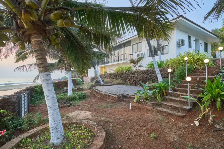 SaffronStays Neeraya, Vengurla