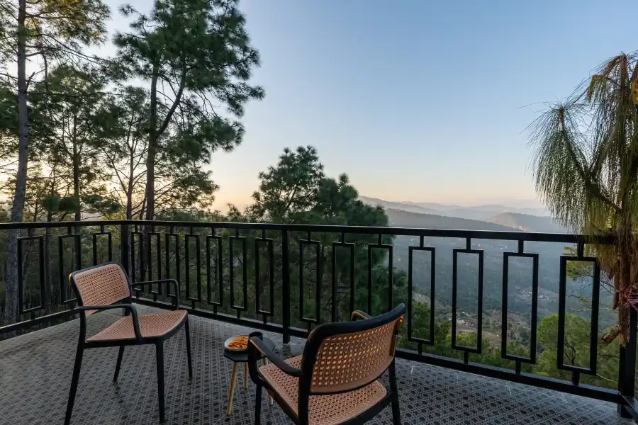 SaffronStays Nirvana, Mukteshwar