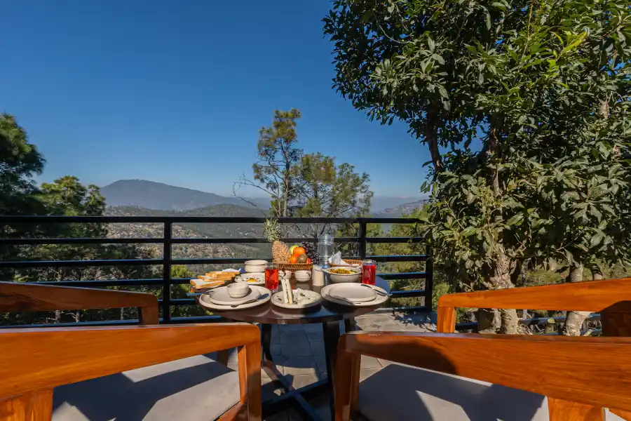 SaffronStays Nirvana, Mukteshwar