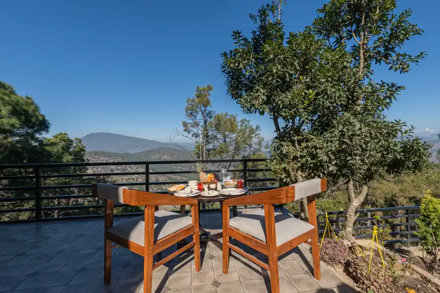 SaffronStays Nirvana, Mukteshwar