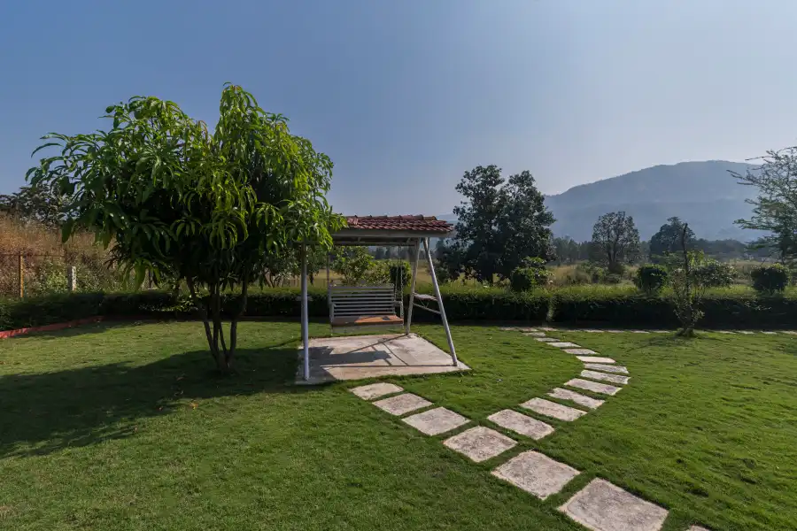 SaffronStays Olive Greens, Karjat