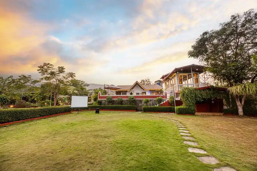 SaffronStays Olive Greens, Karjat