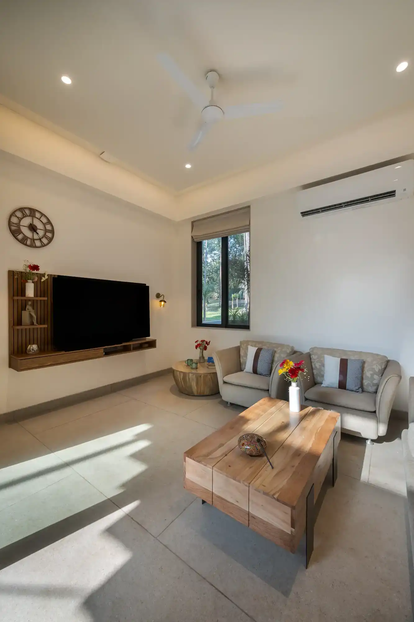 SaffronStays Oriana. Layout, Alibaug