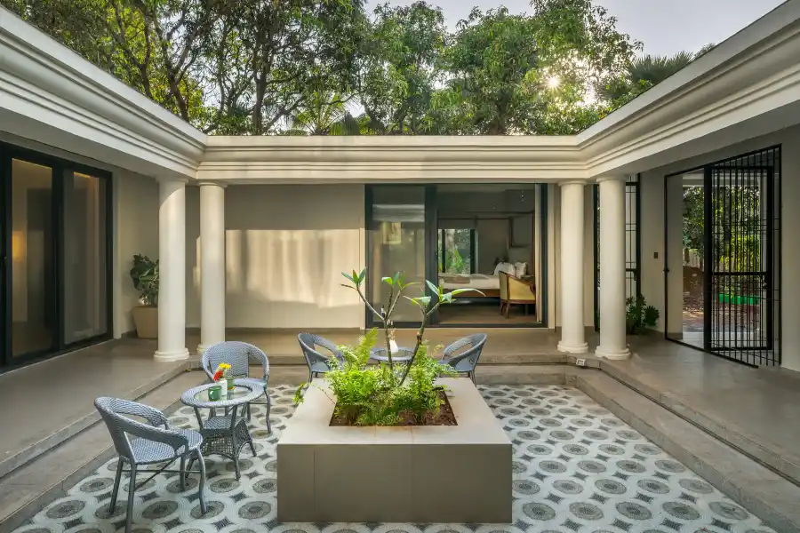 SaffronStays Oriana. Layout, Alibaug