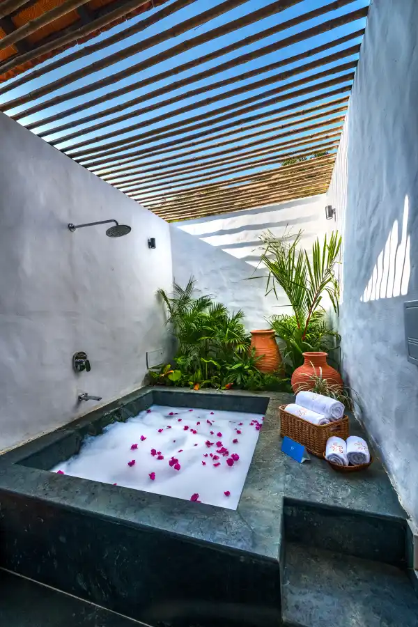 SaffronStays Original Series, Igatpuri