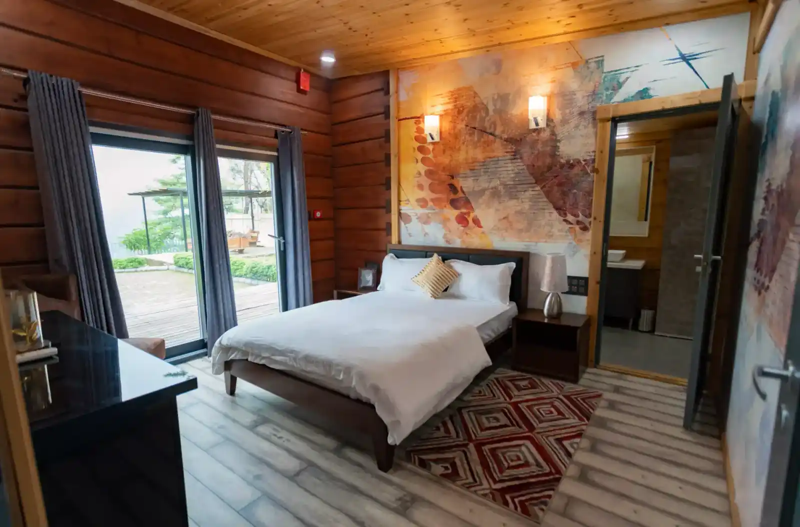 SaffronStays Paradise Pines, Dehradun
