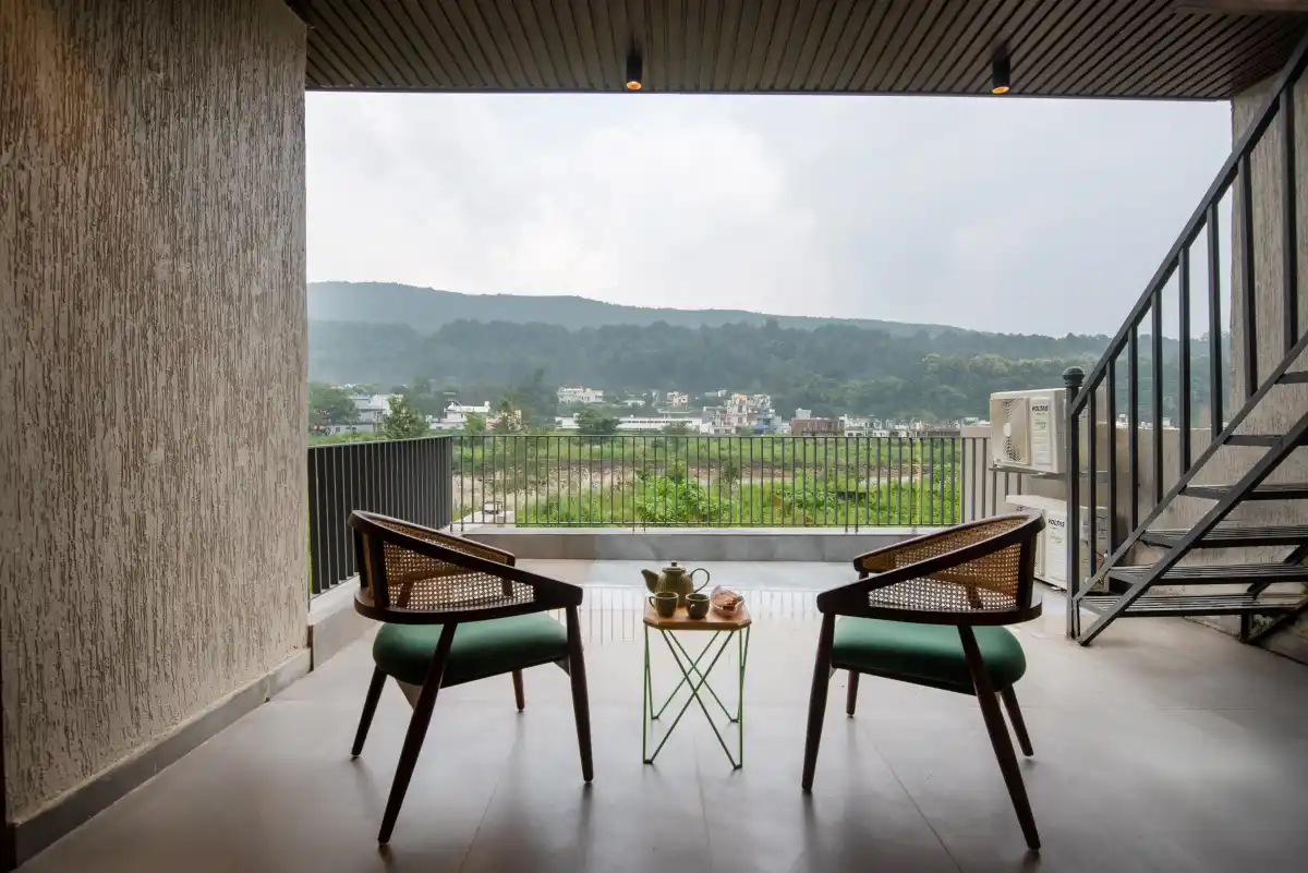 SaffronStays Pebble House, Dehradun