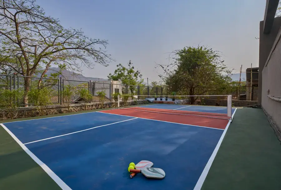 SaffronStays Pickle, Khopoli