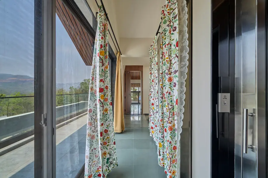 SaffronStays Pickle, Khopoli