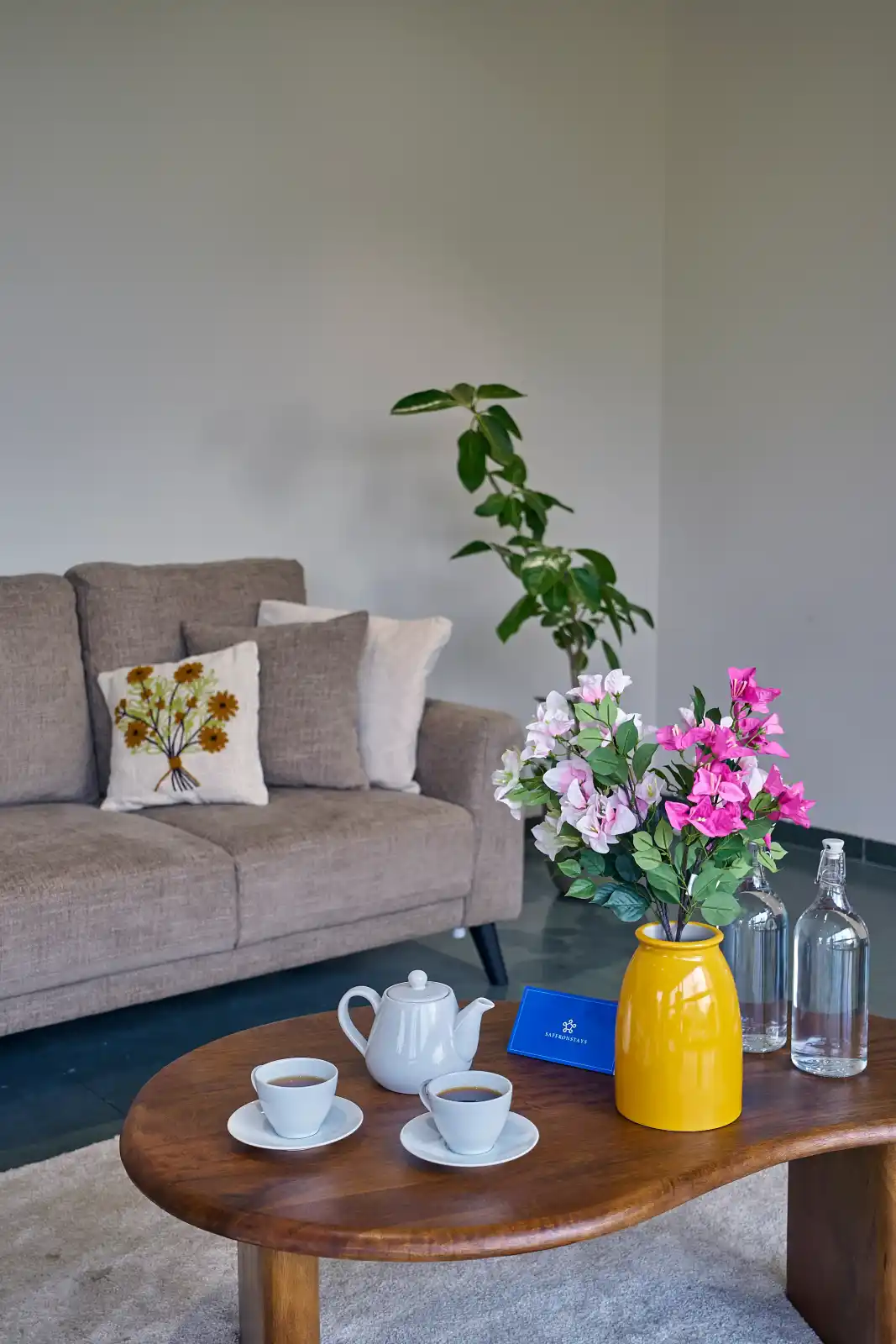 SaffronStays Pickle, Khopoli