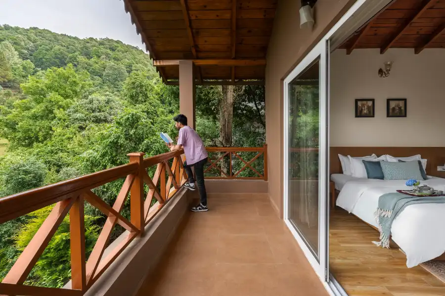 SaffronStays Plaksha, Mukteshwar
