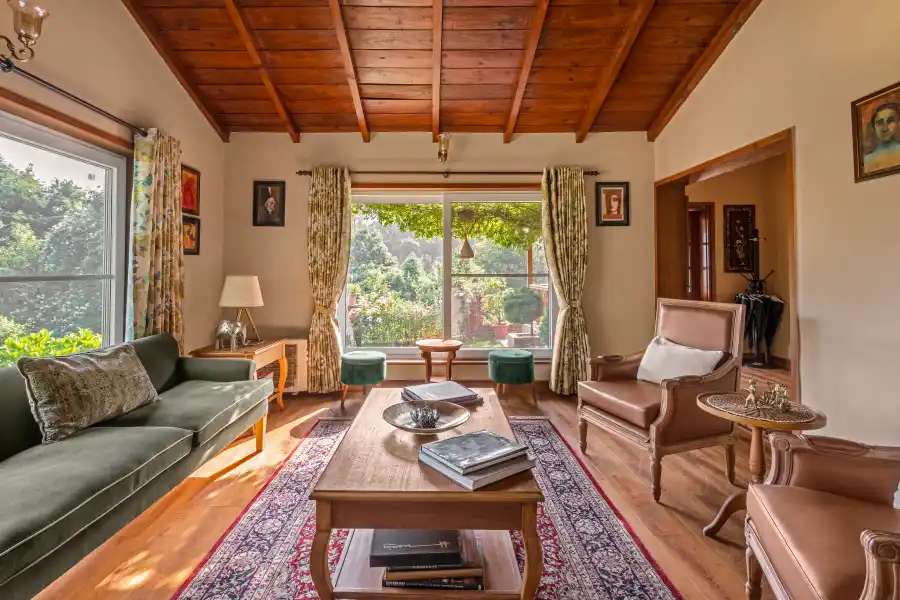 SaffronStays Plaksha, Mukteshwar
