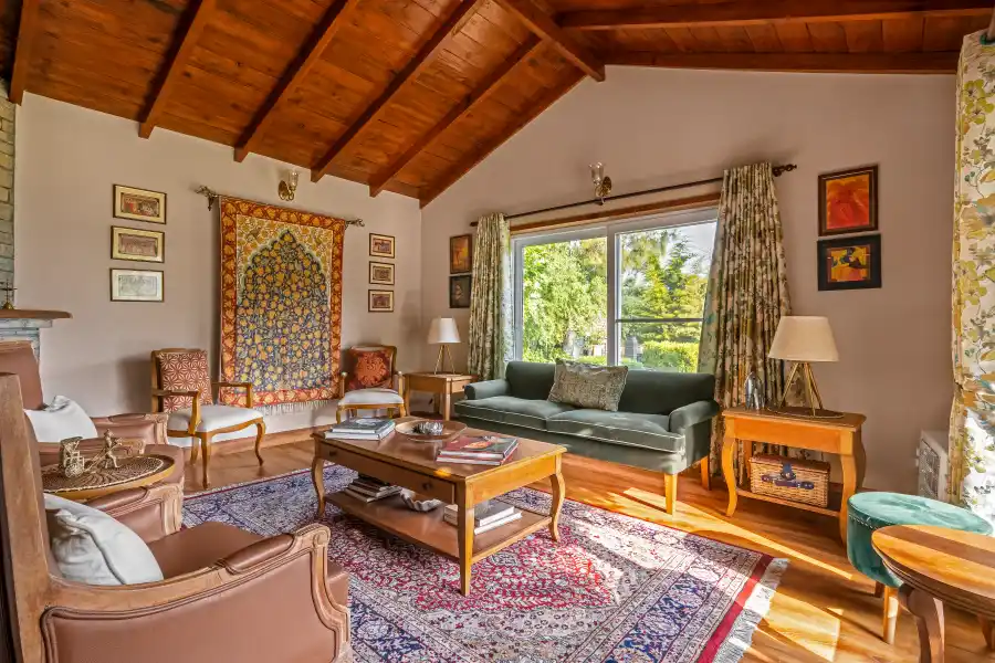 SaffronStays Plaksha, Mukteshwar