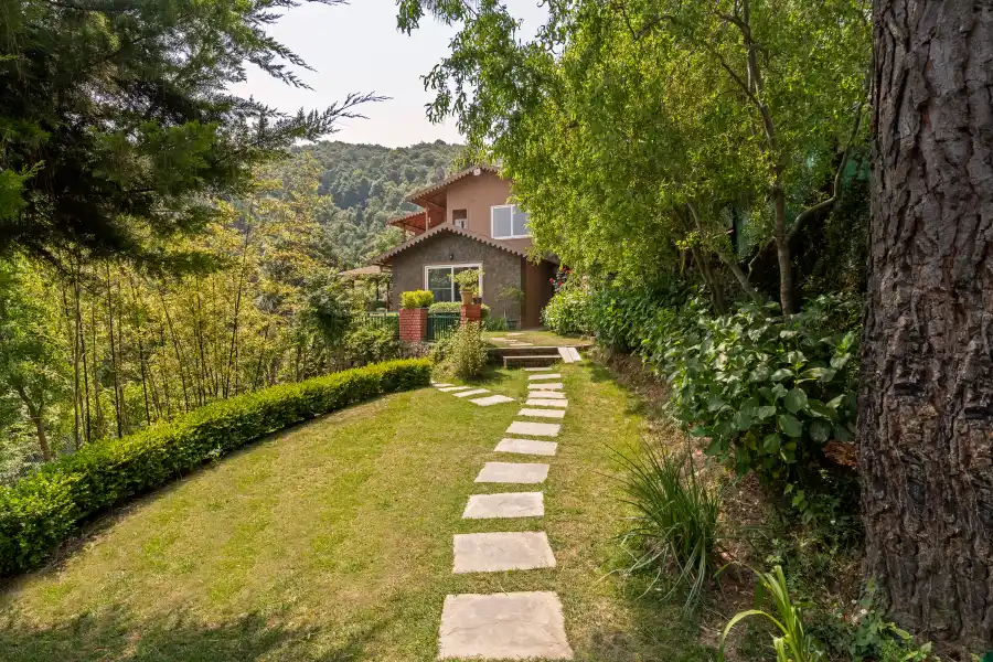 SaffronStays Plaksha, Mukteshwar