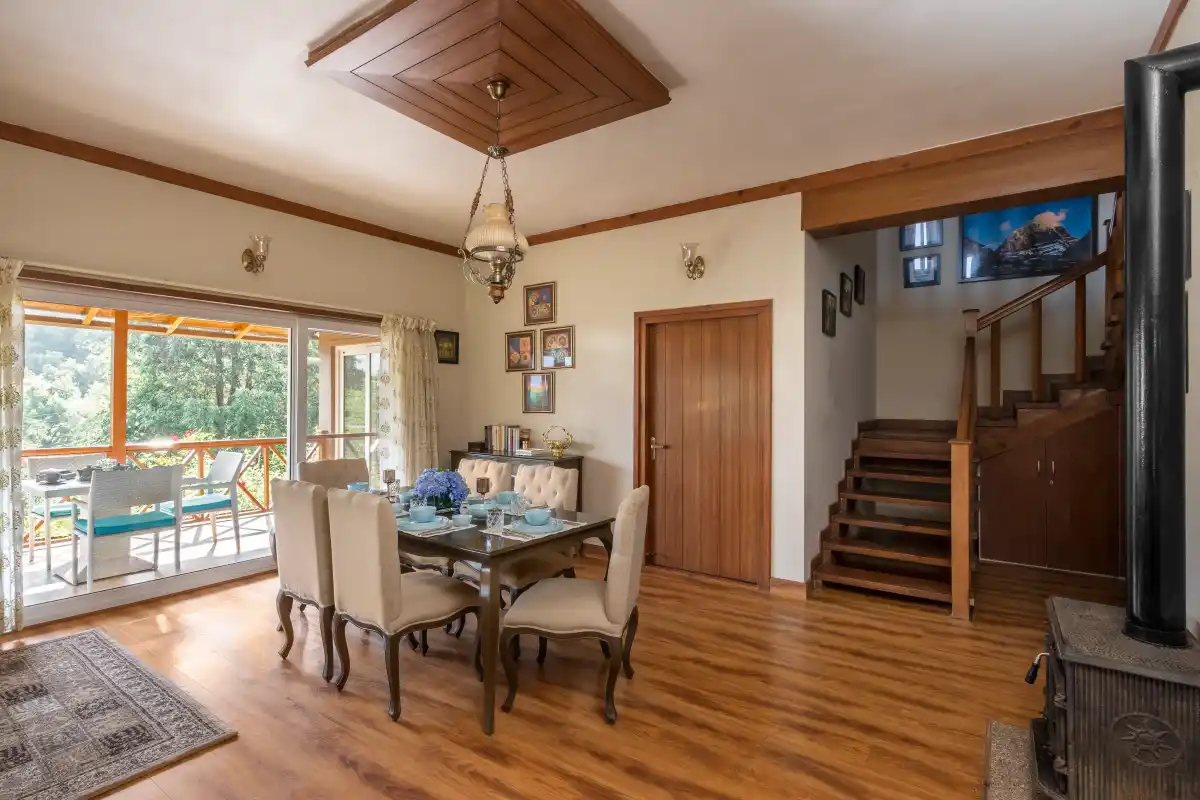 SaffronStays Plaksha, Mukteshwar