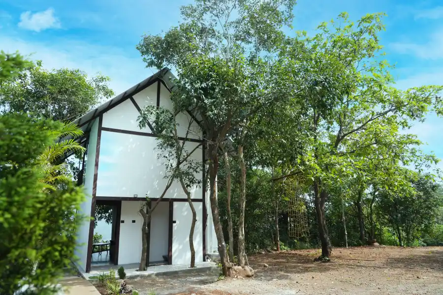 SaffronStays Raanwaara, Pawna