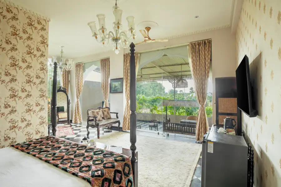 SaffronStays Raj Reverie, Jaipur