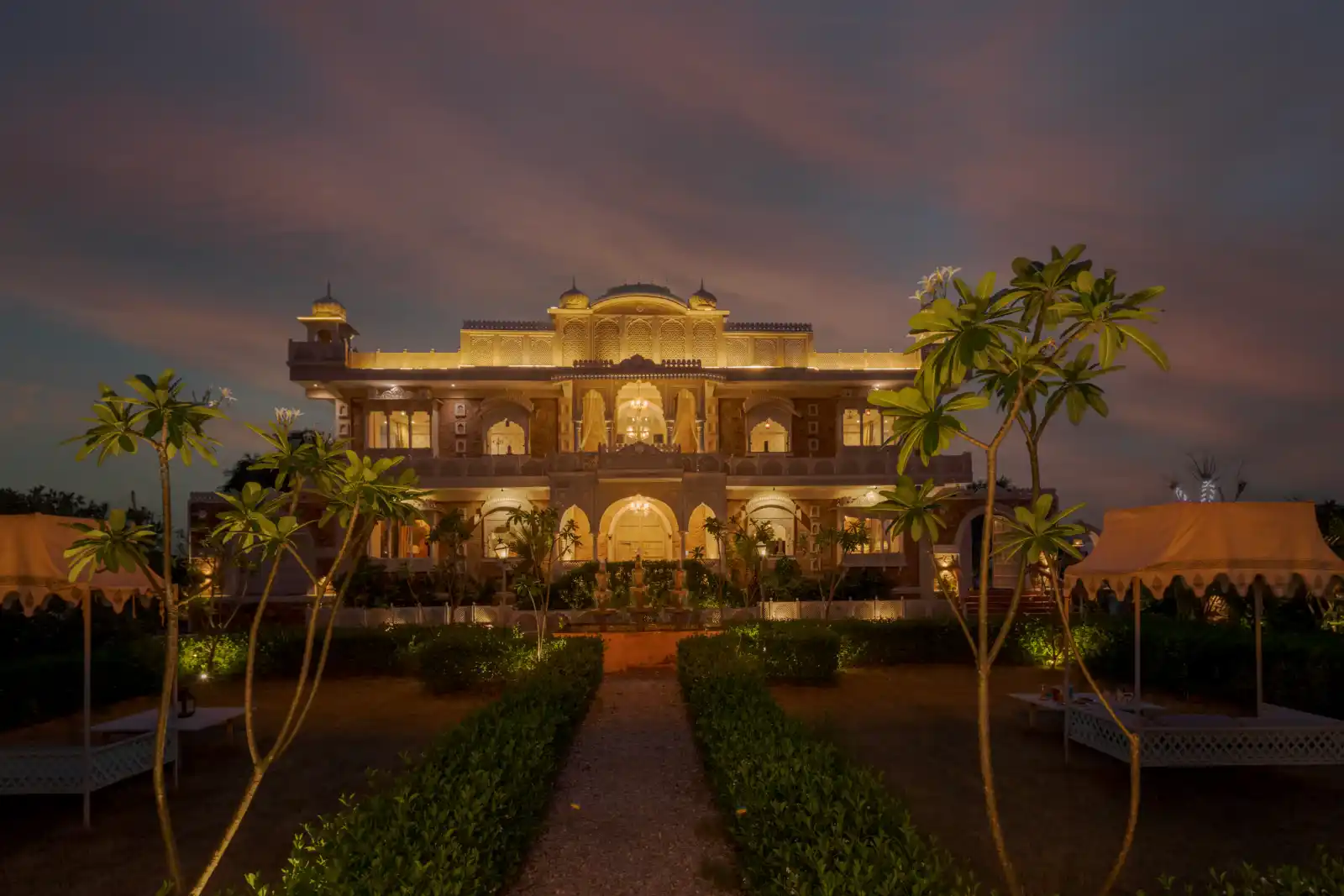 SaffronStays Raj Reverie, Jaipur