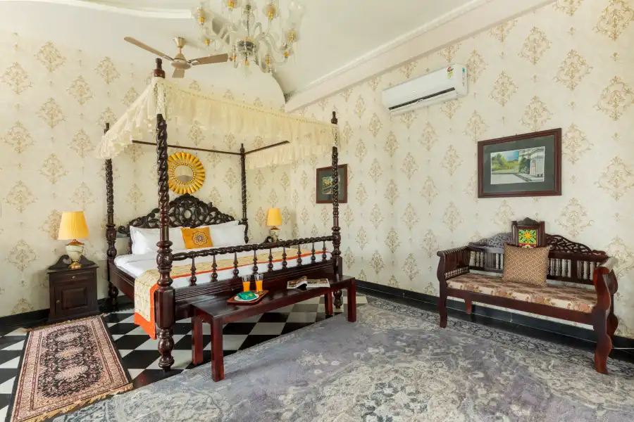 SaffronStays Raj Reverie, Jaipur
