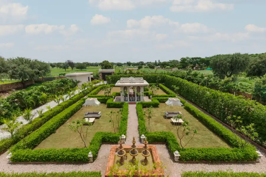 SaffronStays Raj Reverie, Jaipur