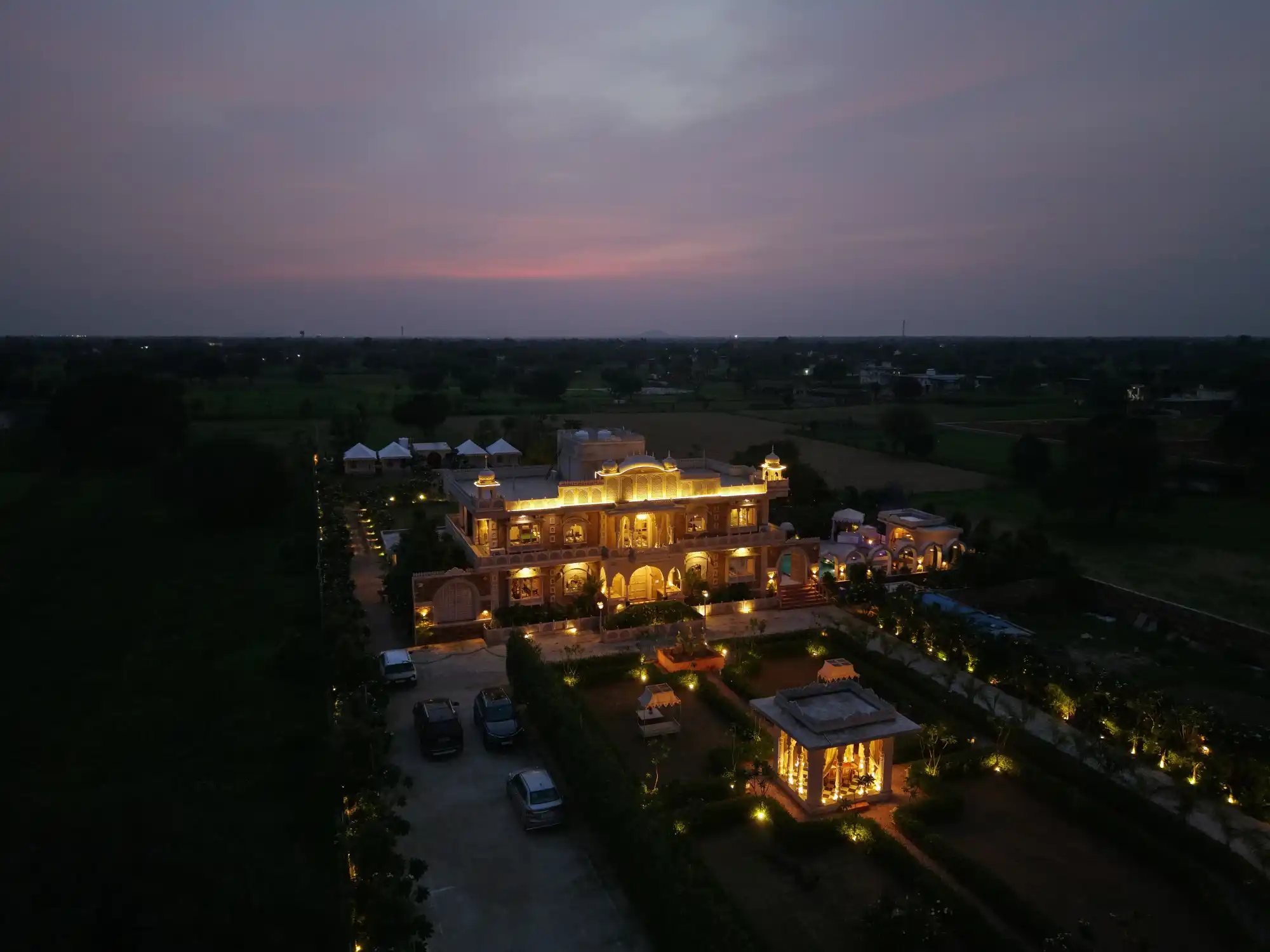 SaffronStays Raj Reverie, Jaipur