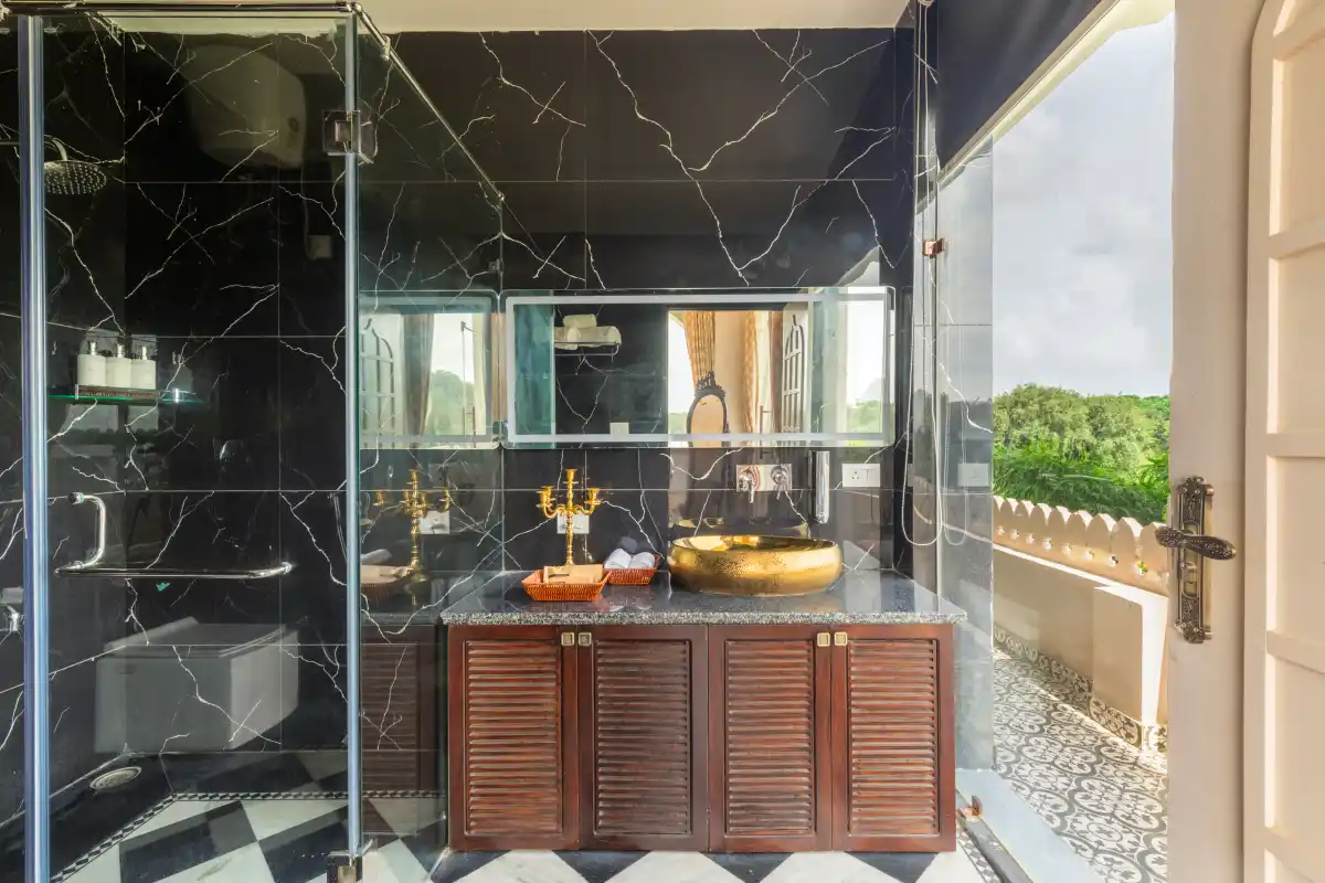 SaffronStays Raj Reverie, Jaipur