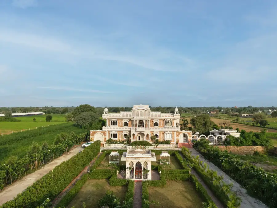 SaffronStays Raj Reverie, Jaipur
