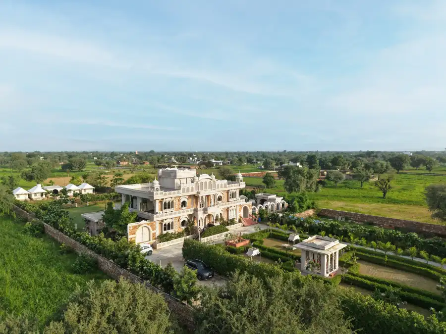 SaffronStays Raj Reverie, Jaipur