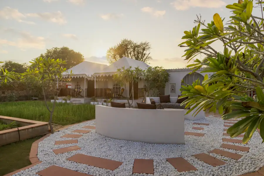 SaffronStays Raj Reverie, Jaipur