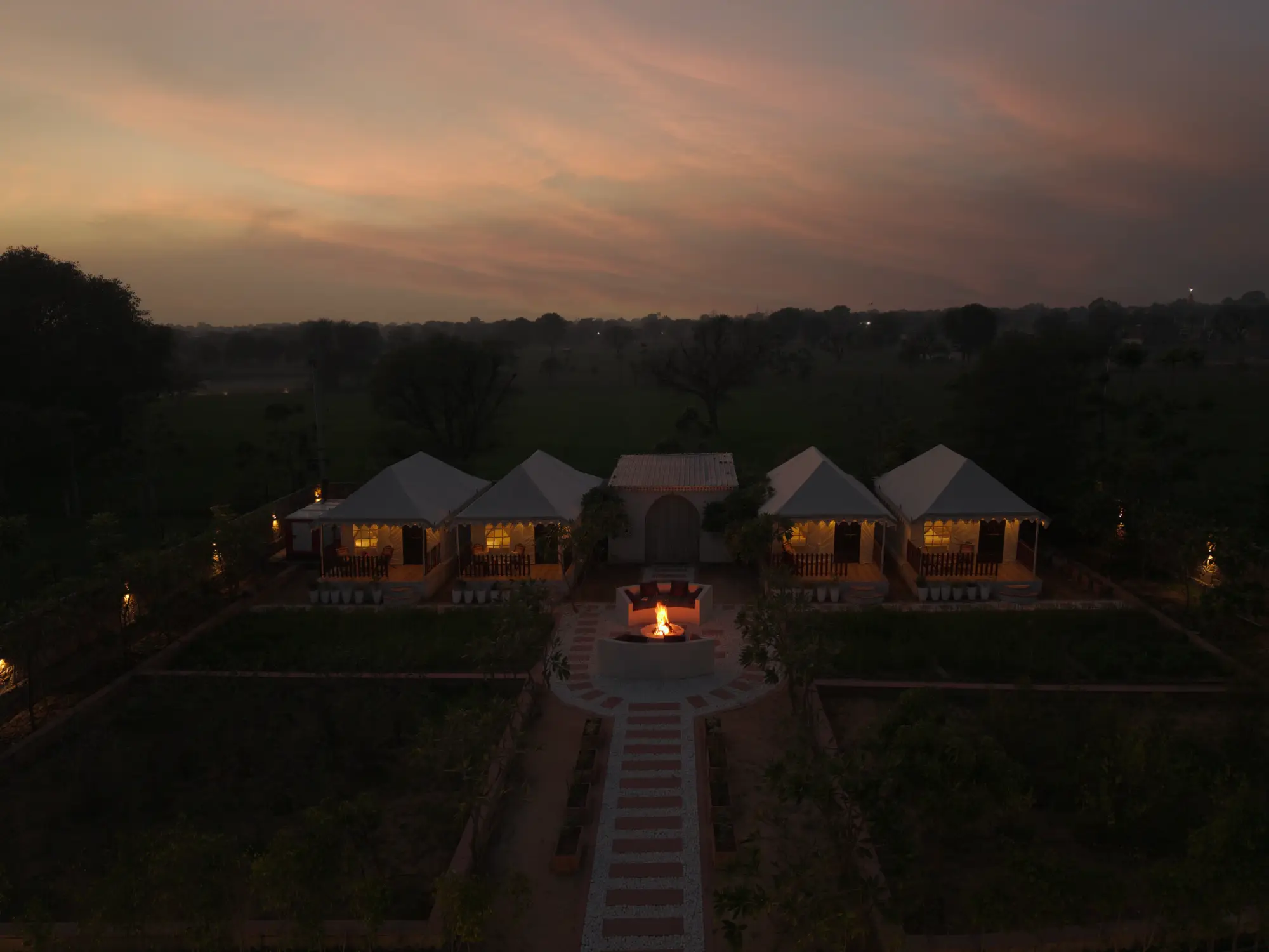 SaffronStays Raj Reverie, Jaipur