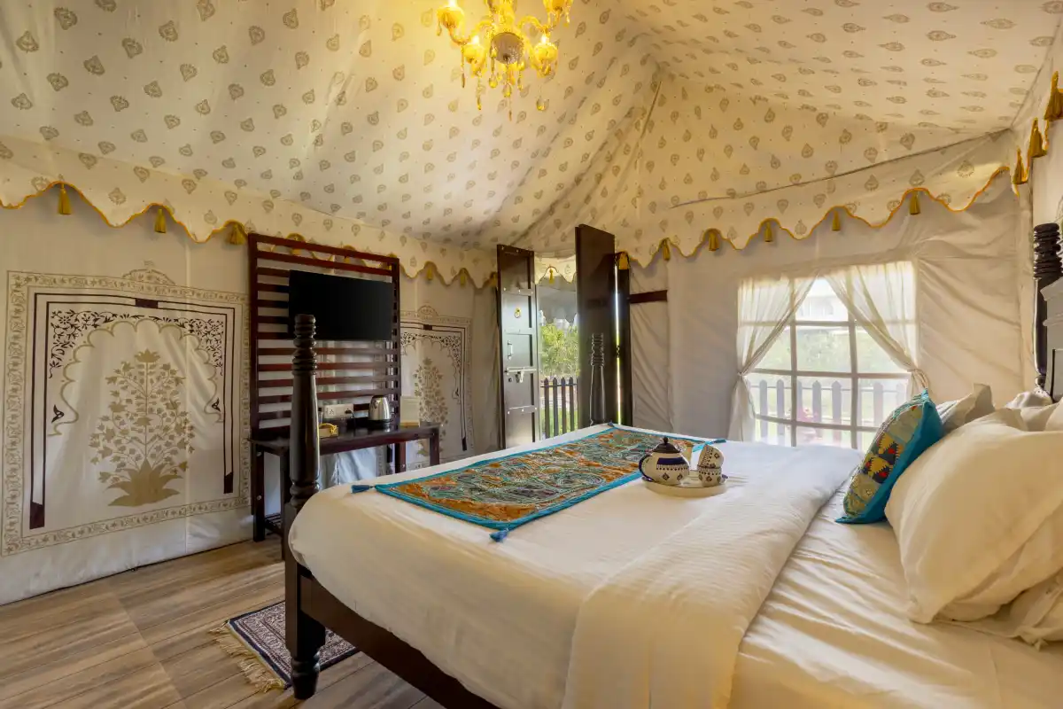SaffronStays Raj Reverie, Jaipur