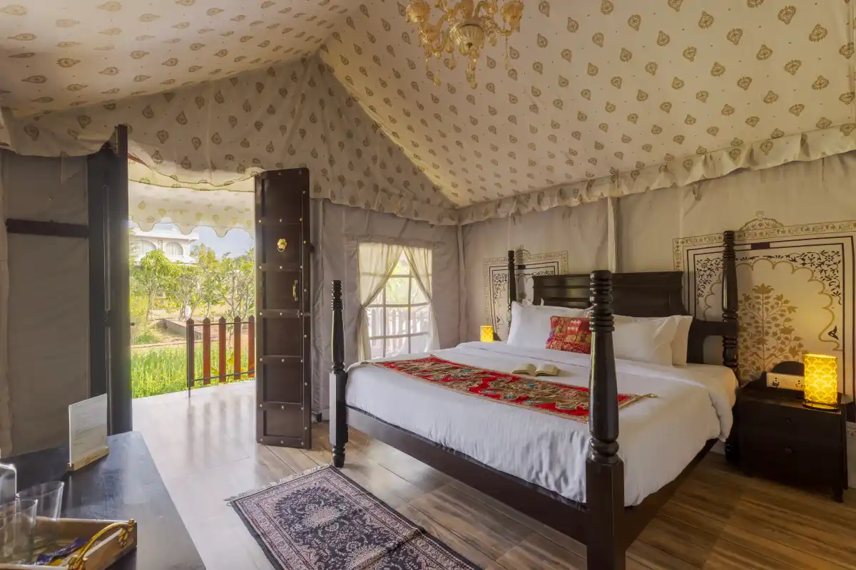 SaffronStays Raj Reverie, Jaipur