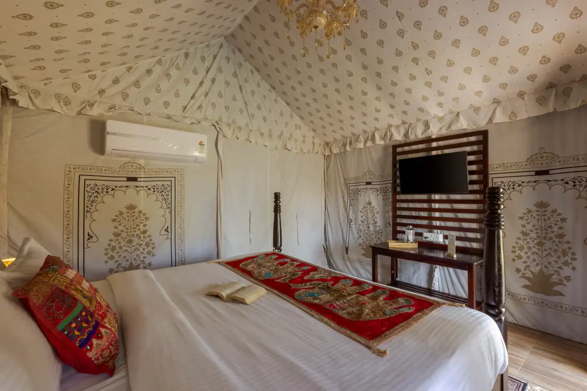 SaffronStays Raj Reverie, Jaipur