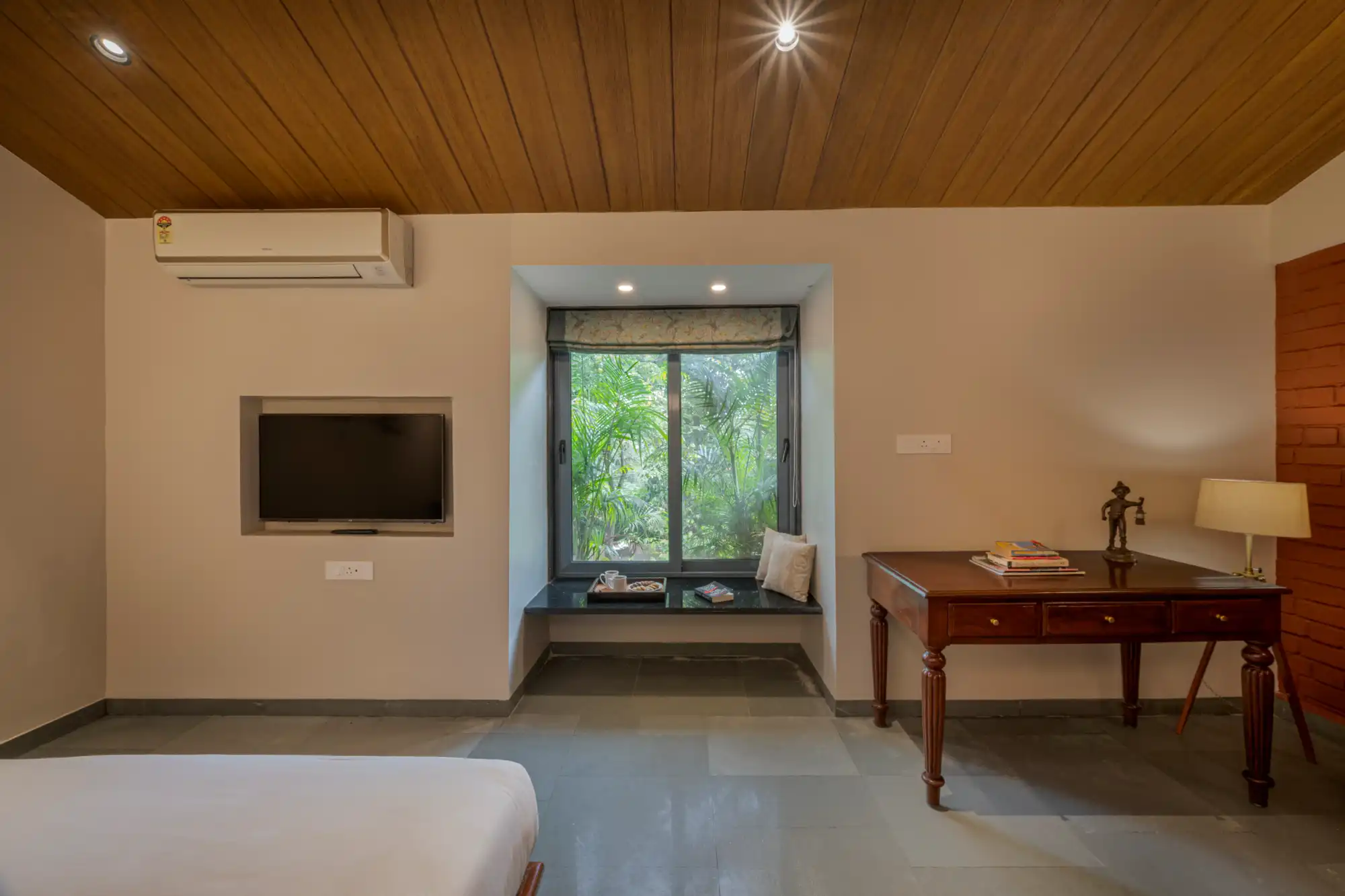SaffronStays Red Brick, Panchgani