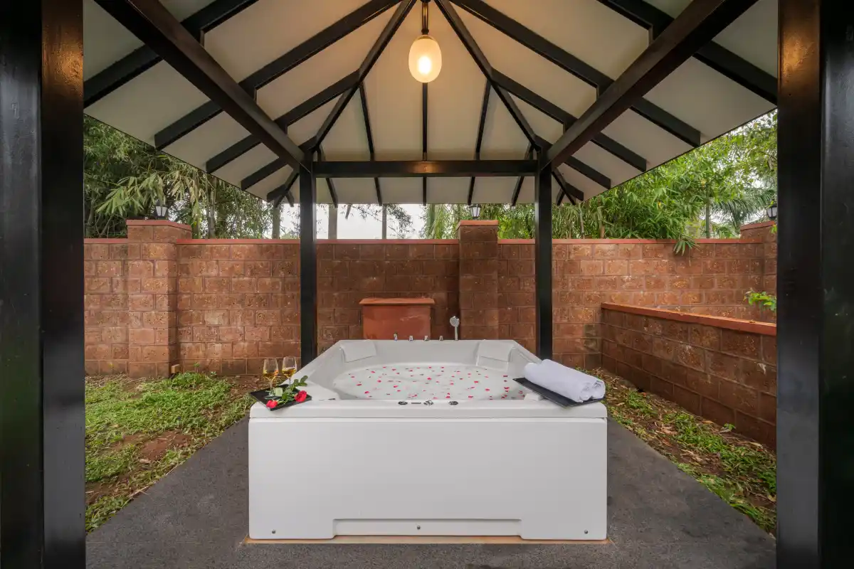 SaffronStays Red Brick, Panchgani