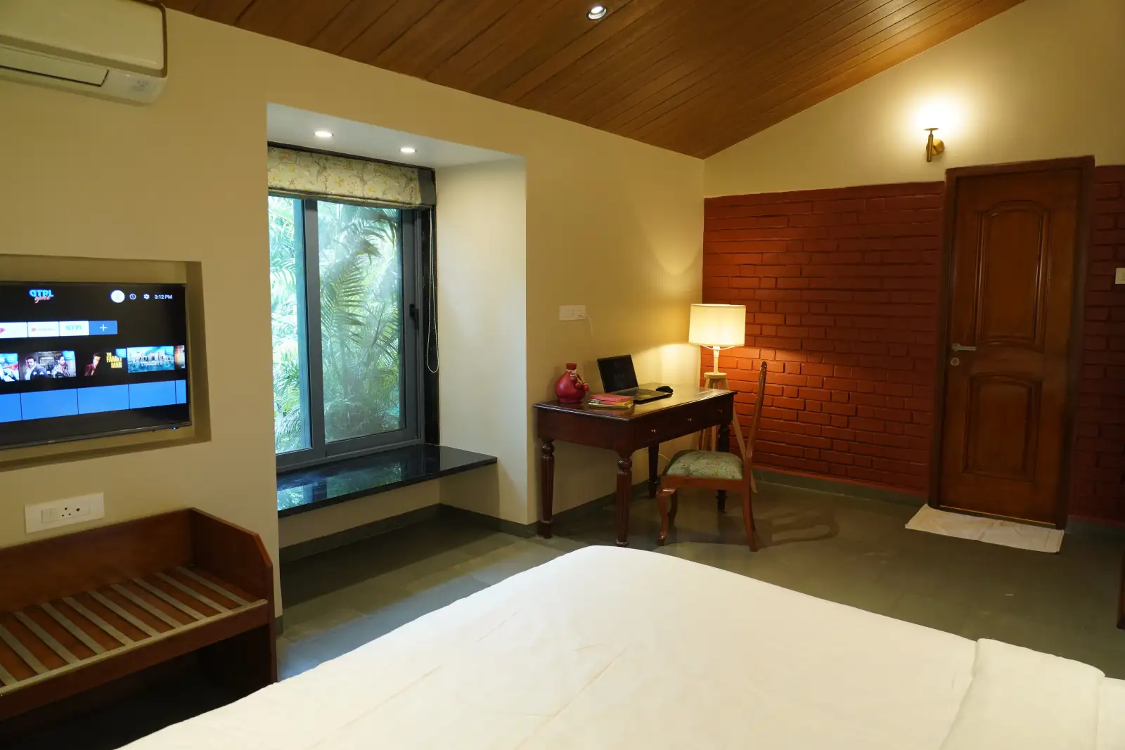 SaffronStays Red Brick, Panchgani