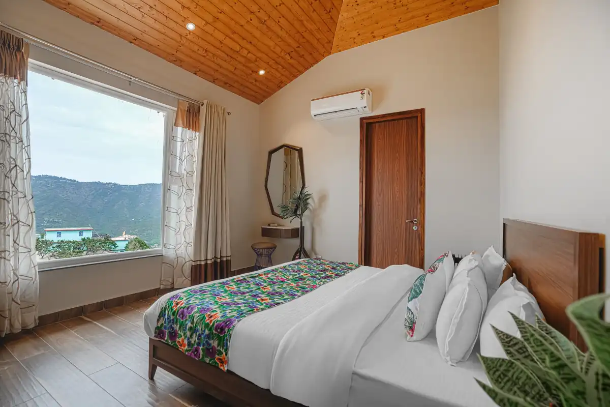 SaffronStays Ridgeview Manor, Mukteshwar
