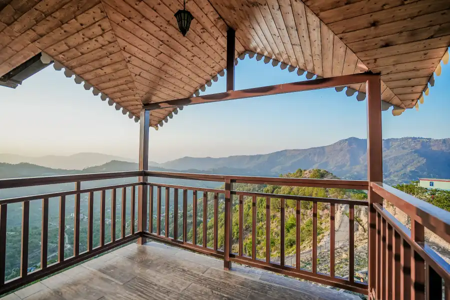 SaffronStays Ridgeview Manor, Mukteshwar