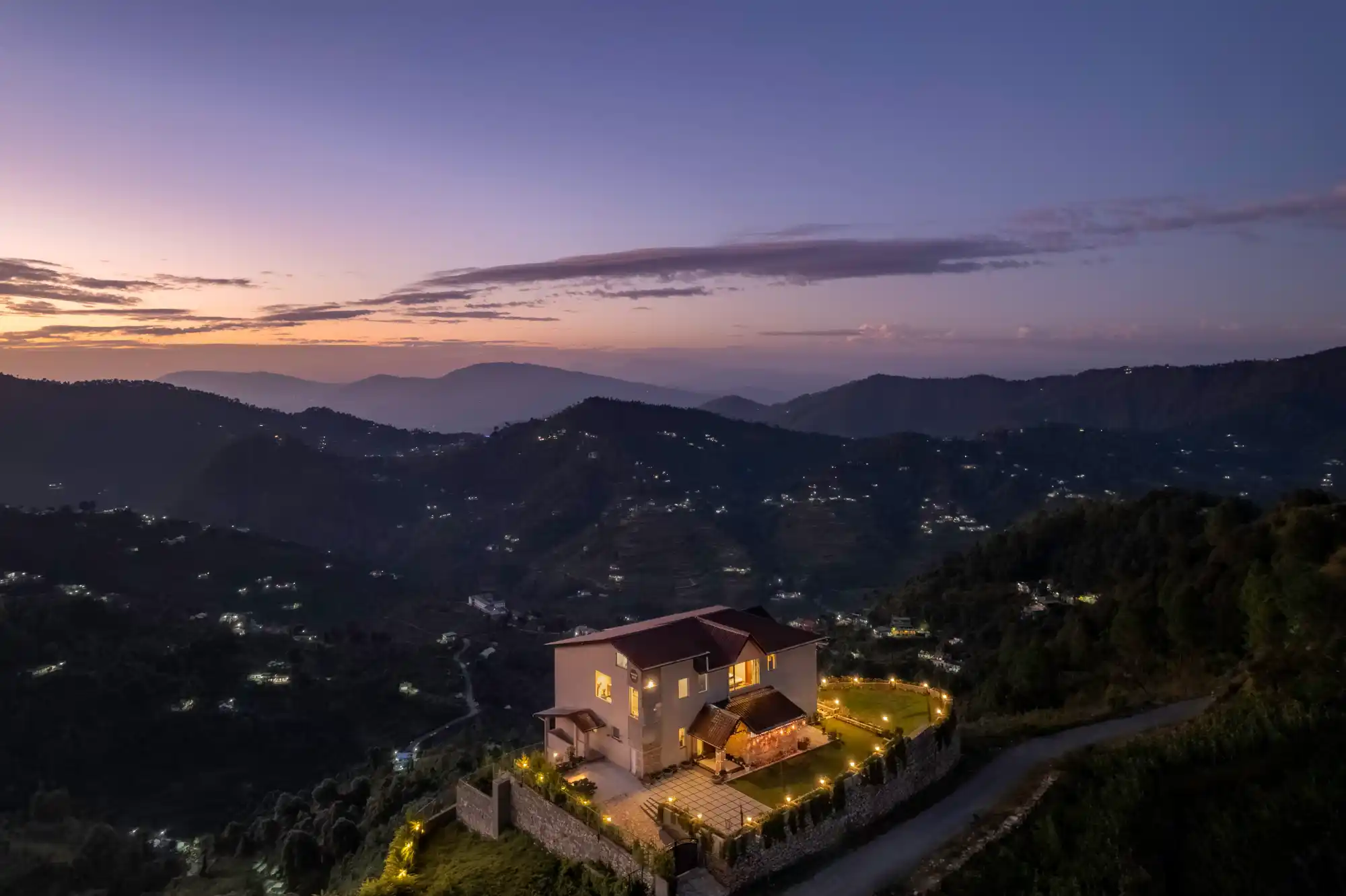 SaffronStays Ridgeview Manor, Mukteshwar