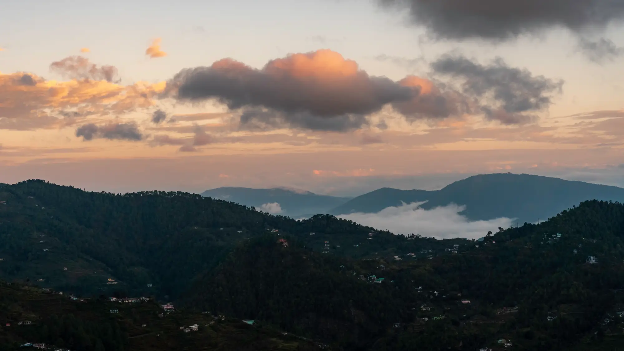SaffronStays Ridgeview Manor, Mukteshwar